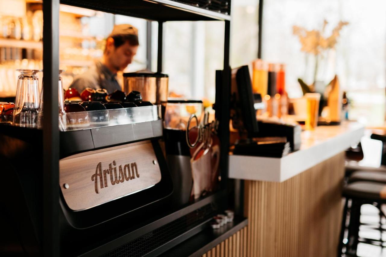 Hotel Artisan Park Kostrzyn nad Odra Bagian luar foto